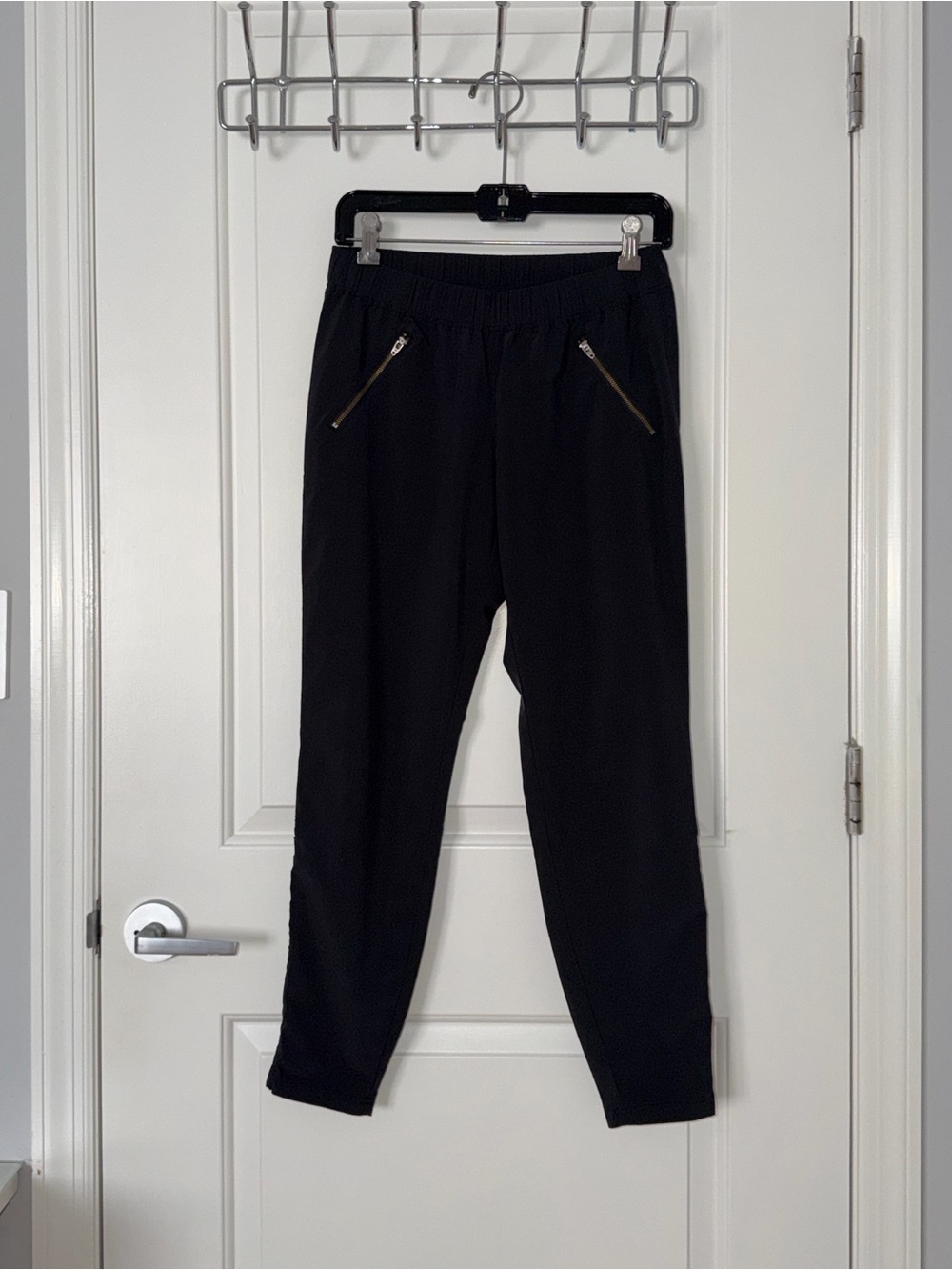 Athleta Women’s Black Zip-Pocket Joggers